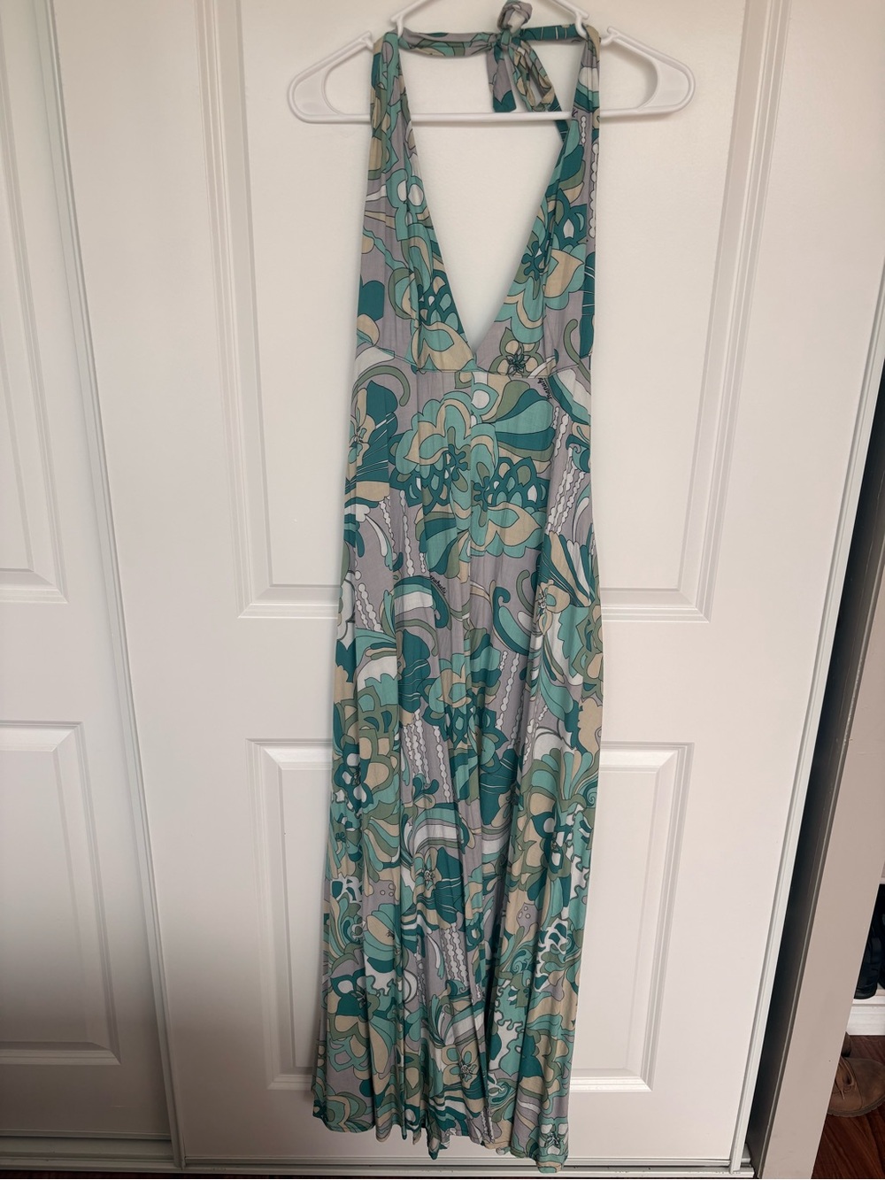 Manuhealiʻi Hawaii Teal Floral Halter Maxi Dress Size M